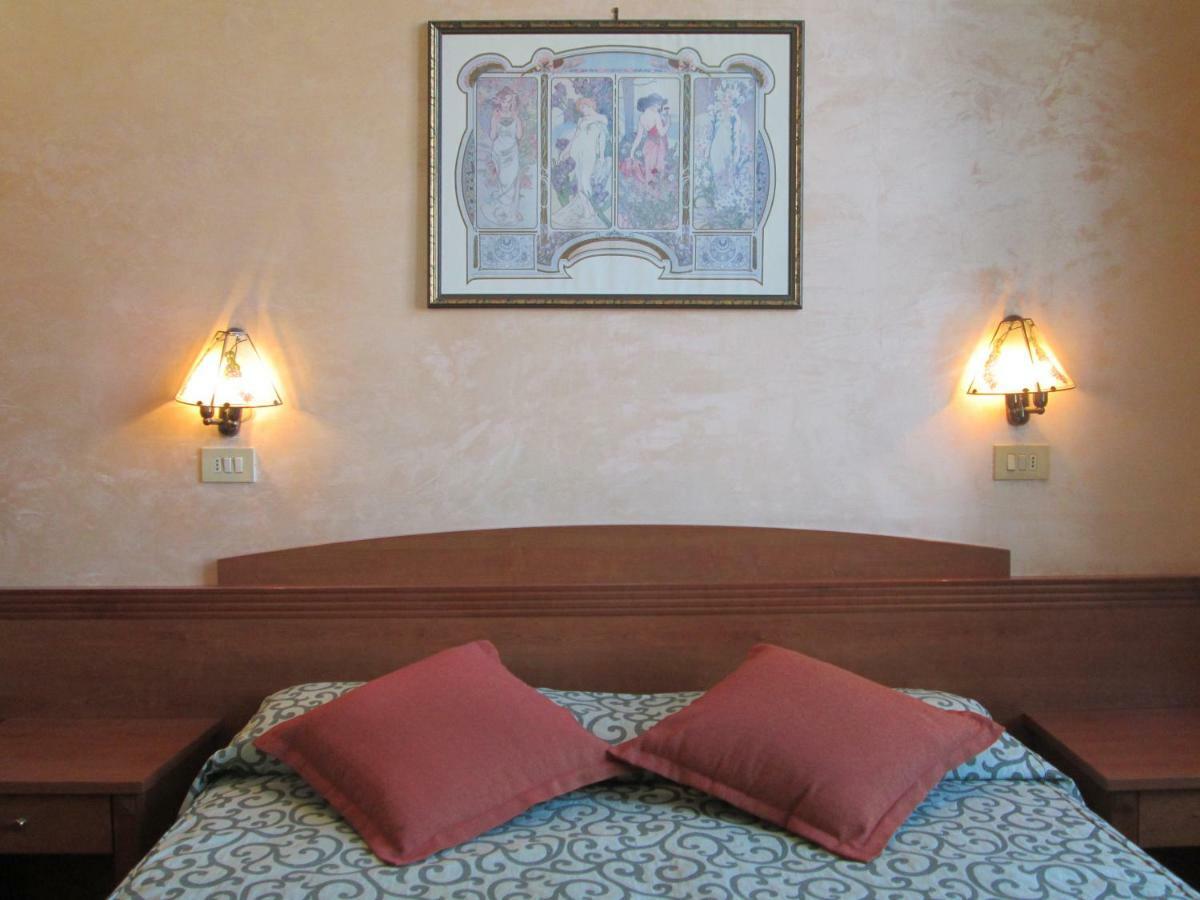 Hotel Italia Marina di Massa Exteriér fotografie