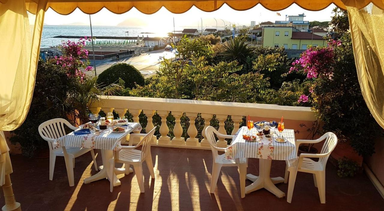 Hotel Italia Marina di Massa Exteriér fotografie