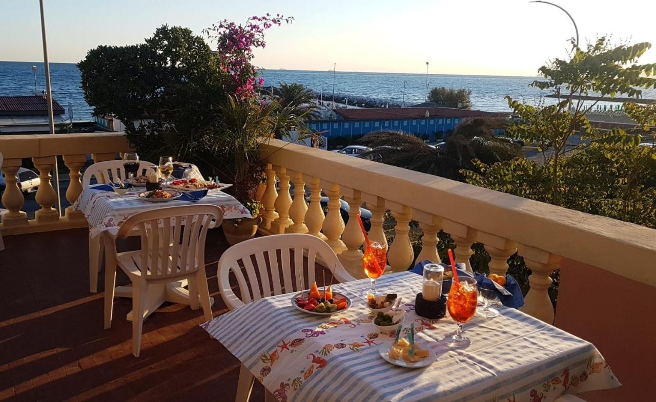 Hotel Italia Marina di Massa Exteriér fotografie